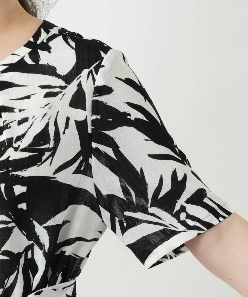 Leilian PLUS HOUSE / レリアンプラスハウス ドレス | リーフ柄フレアワンピース【Leilian WHITE LABEL】 | 詳細13