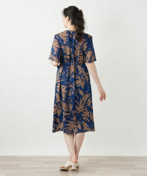 Leilian PLUS HOUSE / レリアンプラスハウス ドレス | リーフ柄フレアワンピース【Leilian WHITE LABEL】 | 詳細3