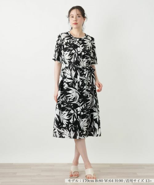 Leilian PLUS HOUSE / レリアンプラスハウス ドレス | リーフ柄フレアワンピース【Leilian WHITE LABEL】 | 詳細5