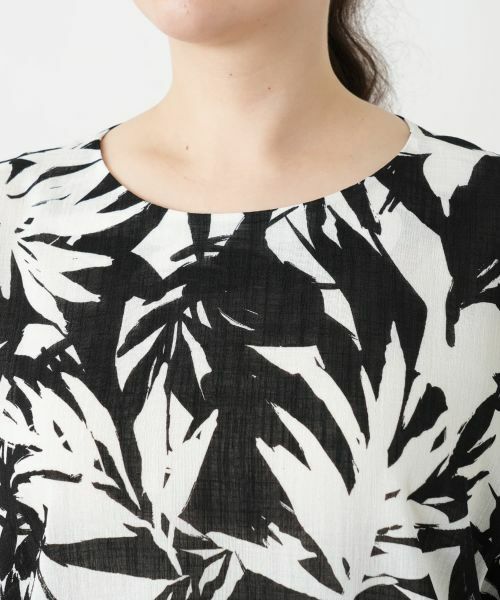 Leilian PLUS HOUSE / レリアンプラスハウス シャツ・ブラウス | 【店舗人気】リーフ柄チュニックブラウス【Leilian WHITE LABEL】 | 詳細11