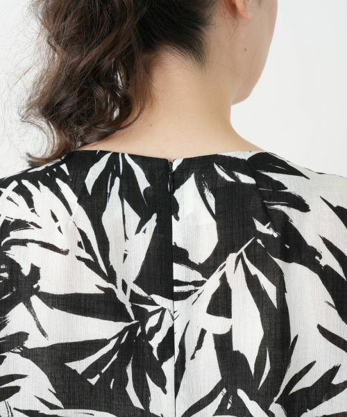 Leilian PLUS HOUSE / レリアンプラスハウス シャツ・ブラウス | 【店舗人気】リーフ柄チュニックブラウス【Leilian WHITE LABEL】 | 詳細12