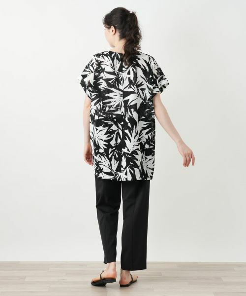 Leilian PLUS HOUSE / レリアンプラスハウス シャツ・ブラウス | 【店舗人気】リーフ柄チュニックブラウス【Leilian WHITE LABEL】 | 詳細7