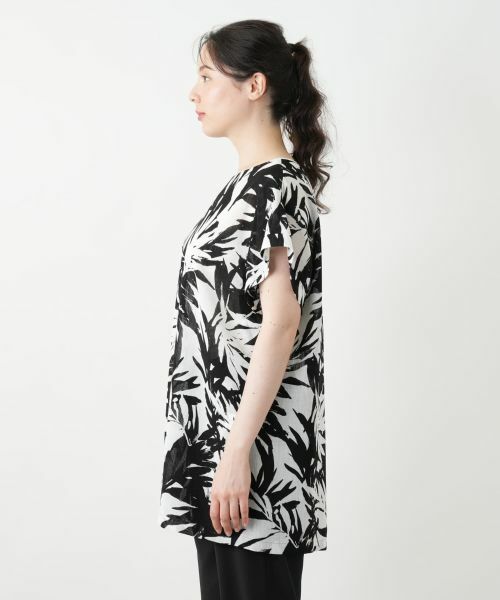 Leilian PLUS HOUSE / レリアンプラスハウス シャツ・ブラウス | 【店舗人気】リーフ柄チュニックブラウス【Leilian WHITE LABEL】 | 詳細9