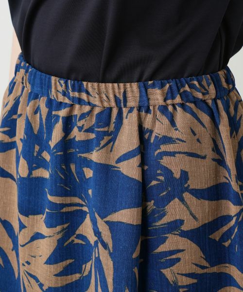 Leilian PLUS HOUSE / レリアンプラスハウス ミニ・ひざ丈スカート | リーフ柄フレアスカート【Leilian WHITE LABEL】 | 詳細10