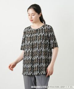 Leilian PLUS HOUSE / レリアンプラスハウス カットソー | 【店舗人気】幾何学柄タックカットソー【Leilian WHITE LABEL】