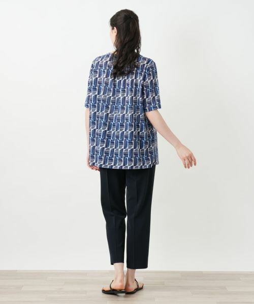 Leilian PLUS HOUSE / レリアンプラスハウス カットソー | 【店舗人気】幾何学柄タックカットソー【Leilian WHITE LABEL】 | 詳細3