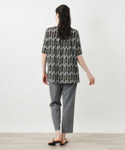 Leilian PLUS HOUSE / レリアンプラスハウス カットソー | 【店舗人気】幾何学柄タックカットソー【Leilian WHITE LABEL】 | 詳細6