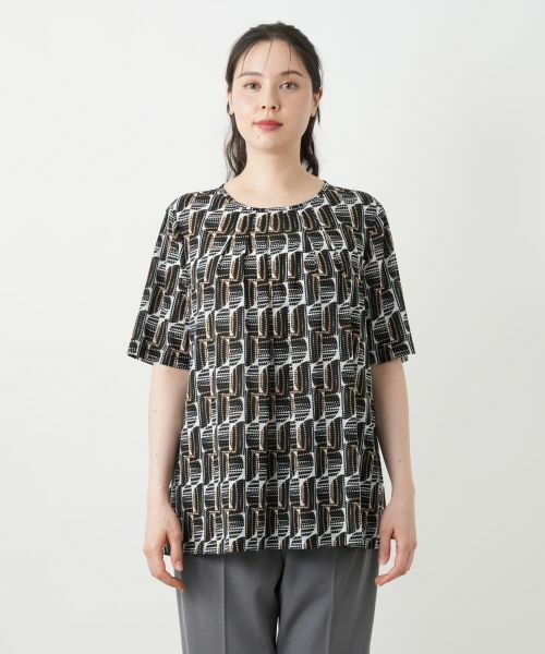 Leilian PLUS HOUSE / レリアンプラスハウス カットソー | 【店舗人気】幾何学柄タックカットソー【Leilian WHITE LABEL】 | 詳細7
