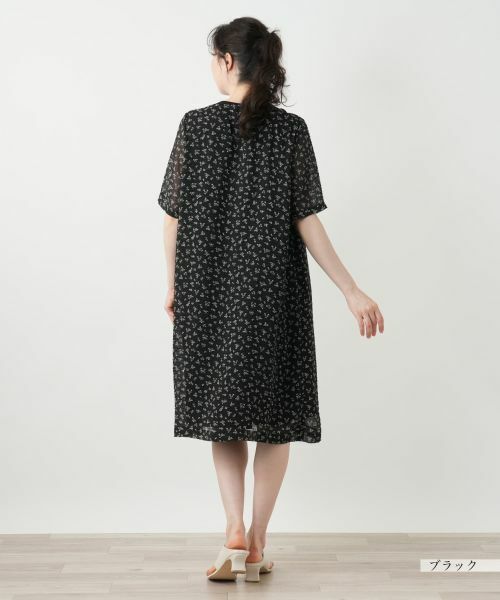 Leilian PLUS HOUSE / レリアンプラスハウス ドレス | プリントギャザーワンピース【Leilian WHITE LABEL】 | 詳細3