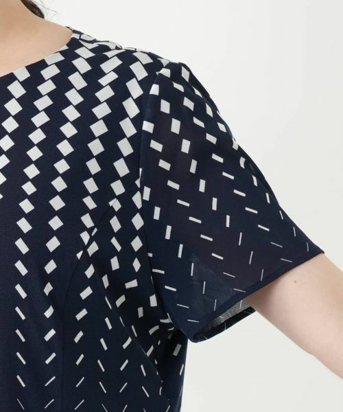 Leilian PLUS HOUSE / レリアンプラスハウス ドレス | 幾何学柄フレアワンピース | 詳細12