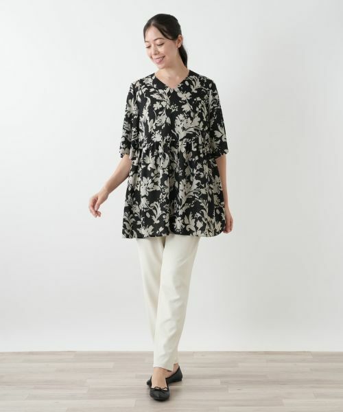 Leilian PLUS HOUSE / レリアンプラスハウス シャツ・ブラウス | 【店舗人気】プリントフレアブラウス【Leilian WHITE LABEL】 | 詳細1