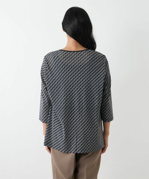 Leilian PLUS HOUSE / レリアンプラスハウス カットソー | 幾何学柄クルーネックカットソー | 詳細12