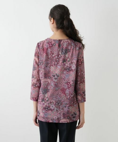 Leilian PLUS HOUSE / レリアンプラスハウス カットソー | プリントピンタックカットソー【BINDA】 | 詳細9