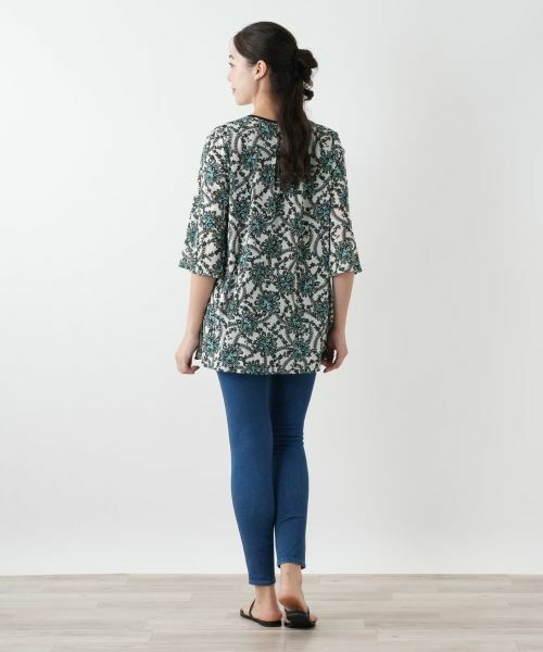 Leilian PLUS HOUSE / レリアンプラスハウス シャツ・ブラウス | プリントフレアブラウス | 詳細3