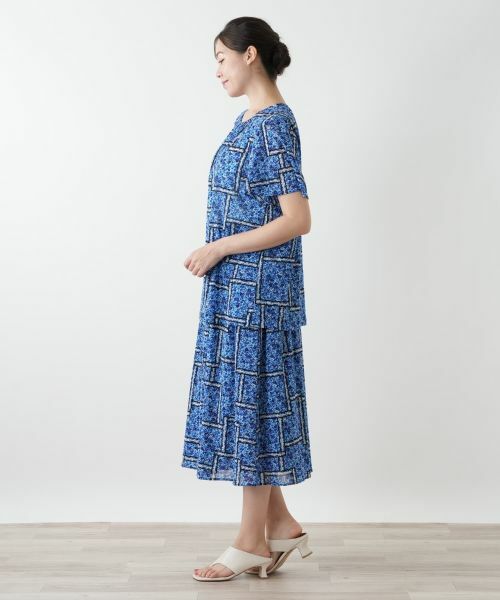 Leilian PLUS HOUSE / レリアンプラスハウス シャツ・ブラウス | フラワー柄クルーネックブラウス | 詳細5