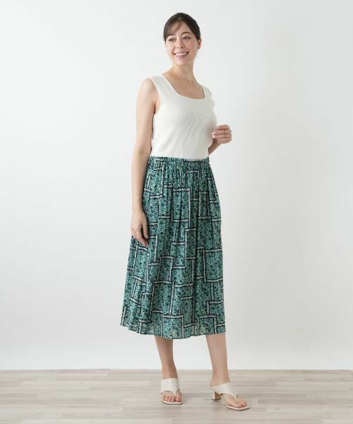 Leilian PLUS HOUSE / レリアンプラスハウス ミニ・ひざ丈スカート | フラワー柄フレアスカート | 詳細1