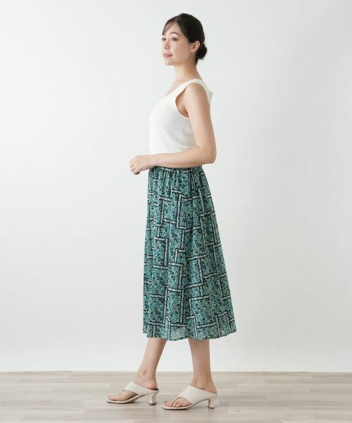 Leilian PLUS HOUSE / レリアンプラスハウス ミニ・ひざ丈スカート | フラワー柄フレアスカート | 詳細2