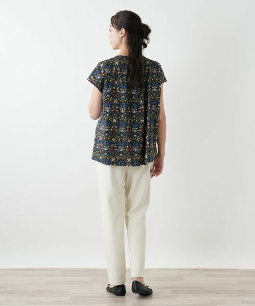 Leilian PLUS HOUSE / レリアンプラスハウス シャツ・ブラウス | フラワー柄フレンチスリーブブラウス | 詳細3