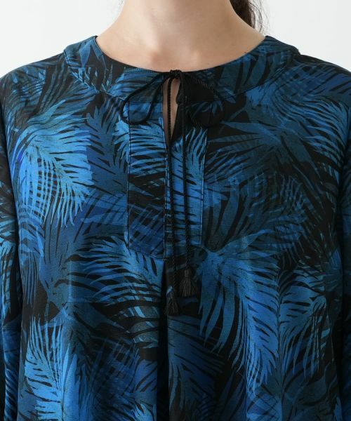 Leilian PLUS HOUSE / レリアンプラスハウス シャツ・ブラウス | プリントフレアブラウス【Leilian WHITE LABEL】 | 詳細10