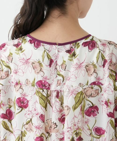 Leilian PLUS HOUSE / レリアンプラスハウス シャツ・ブラウス | フラワー柄スモックブラウス【Leilian WHITE LABEL】 | 詳細11