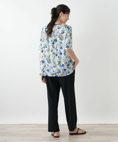 Leilian PLUS HOUSE / レリアンプラスハウス シャツ・ブラウス | フラワー柄スモックブラウス【Leilian WHITE LABEL】 | 詳細3