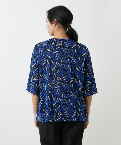 Leilian PLUS HOUSE / レリアンプラスハウス シャツ・ブラウス | プリントタックブラウス【Leilian WHITE LABEL】 | 詳細10