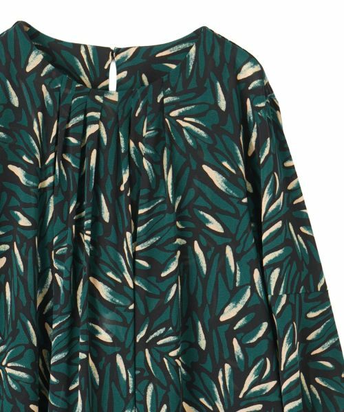 Leilian PLUS HOUSE / レリアンプラスハウス シャツ・ブラウス | プリントタックブラウス【Leilian WHITE LABEL】 | 詳細2