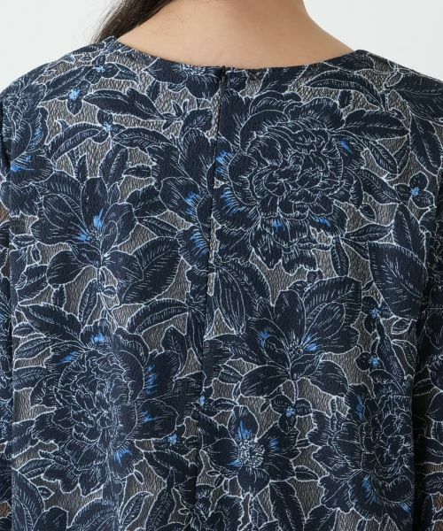 Leilian PLUS HOUSE / レリアンプラスハウス シャツ・ブラウス | 刺繍クルーネックブラウス | 詳細11