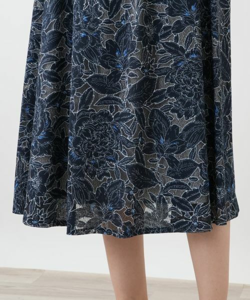 Leilian PLUS HOUSE / レリアンプラスハウス ミニ・ひざ丈スカート | フラワー刺繍スカート | 詳細11