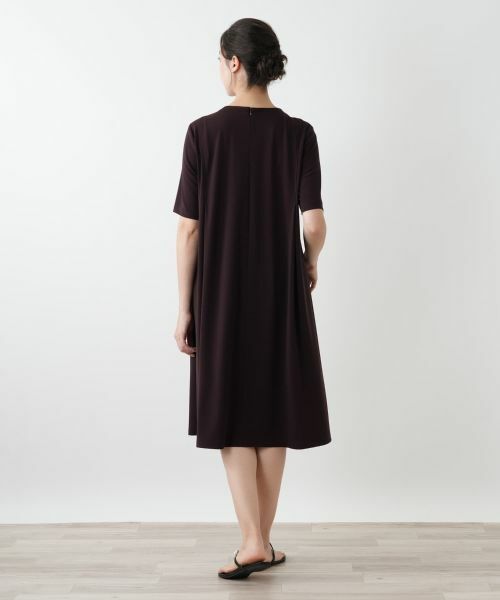 Leilian PLUS HOUSE / レリアンプラスハウス ドレス | Vネックフレアワンピース【Leilian WHITE LABEL】 | 詳細3