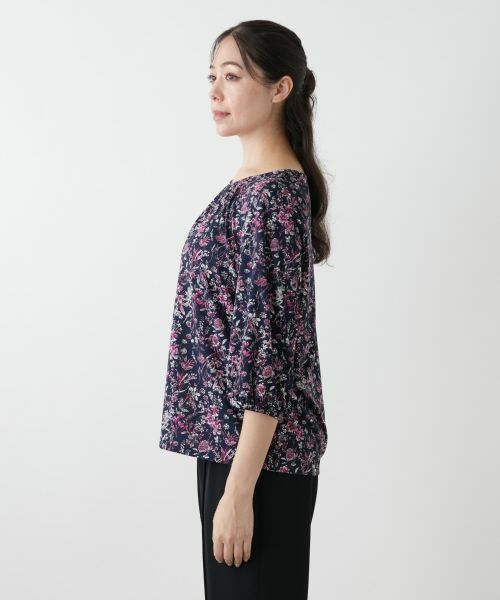 Leilian PLUS HOUSE / レリアンプラスハウス カットソー | プリントフレアブラウス【Leilian WHITE LABEL】 | 詳細11