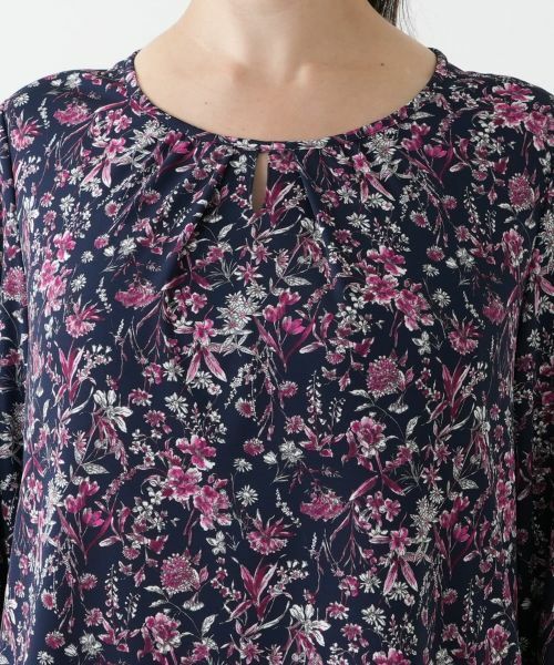 Leilian PLUS HOUSE / レリアンプラスハウス カットソー | プリントフレアブラウス【Leilian WHITE LABEL】 | 詳細13