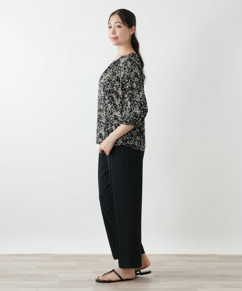 Leilian PLUS HOUSE / レリアンプラスハウス カットソー | プリントフレアブラウス【Leilian WHITE LABEL】 | 詳細2