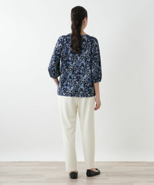 Leilian PLUS HOUSE / レリアンプラスハウス カットソー | プリントフレアブラウス【Leilian WHITE LABEL】 | 詳細6