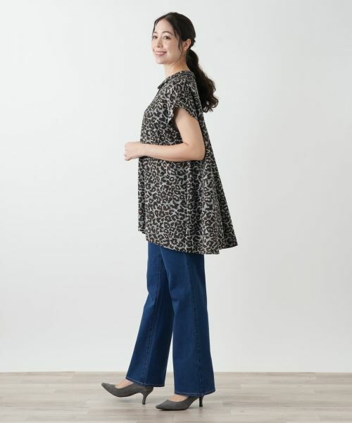 Leilian PLUS HOUSE / レリアンプラスハウス シャツ・ブラウス | レオパードフレアブラウス【プラス企画】 | 詳細2