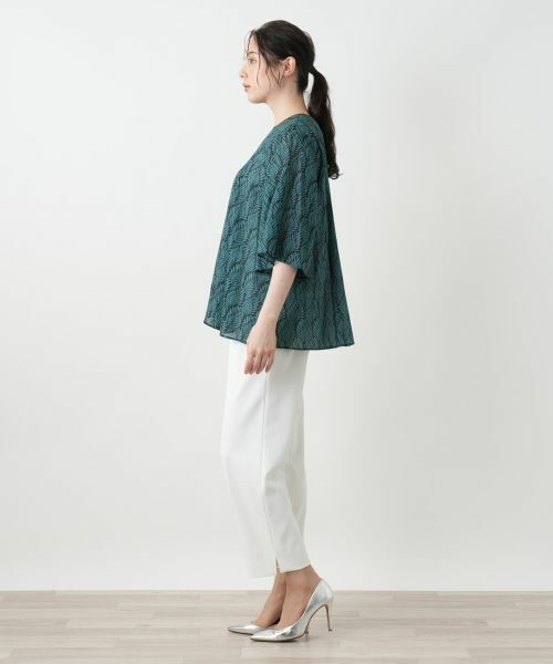 Leilian PLUS HOUSE / レリアンプラスハウス シャツ・ブラウス | プリントフレアブラウス【BOURGE】 | 詳細5