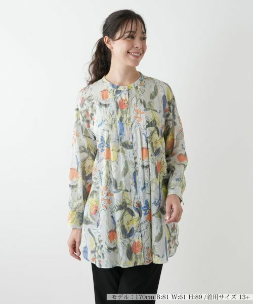 Leilian PLUS HOUSE/レリアンプラスハウス プリントブラウス【MUSE BY ROCHAS Premiere】 グリーン系 17+ Leilian PLUS HOUSE/レリアンプラスハウス プリントブラウス【MUSE BY ROCHAS Premiere】 グリーン系 17+