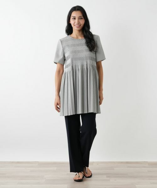 Leilian PLUS HOUSE / レリアンプラスハウス シャツ・ブラウス | ギャザー切替フレアブラウス【Leilian WHITE LABEL】 | 詳細1