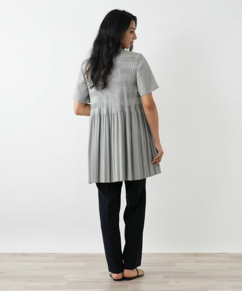 Leilian PLUS HOUSE / レリアンプラスハウス シャツ・ブラウス | ギャザー切替フレアブラウス【Leilian WHITE LABEL】 | 詳細3