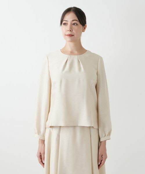 Leilian PLUS HOUSE / レリアンプラスハウス セットアップ | 表情ボーダーノーカラーブラウススーツ | 詳細10