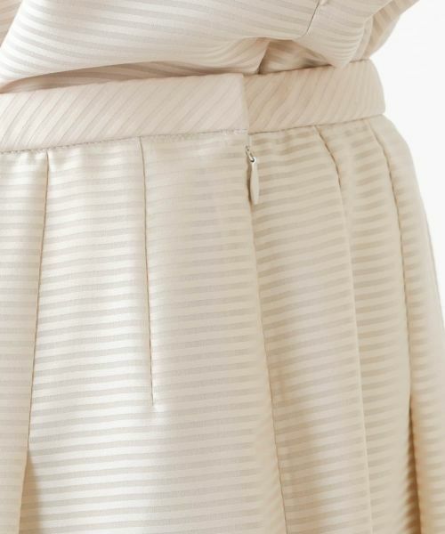 Leilian PLUS HOUSE / レリアンプラスハウス セットアップ | 表情ボーダーノーカラーブラウススーツ | 詳細21