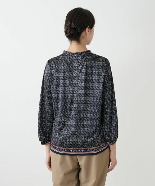 Leilian PLUS HOUSE / レリアンプラスハウス カットソー | プリントスタンドカラーカットソー | 詳細9