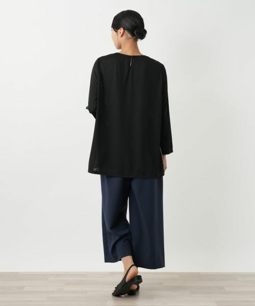 Leilian PLUS HOUSE / レリアンプラスハウス シャツ・ブラウス | 切替タックブラウス【Leilian WHITE LABEL】 | 詳細3