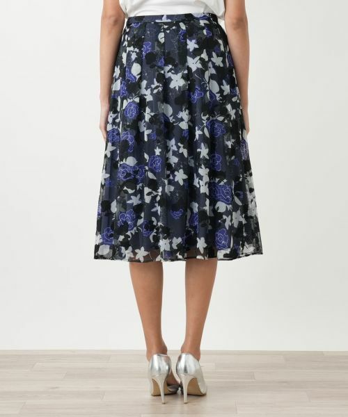 Leilian PLUS HOUSE / レリアンプラスハウス セットアップ | 花柄ブラウススーツ【Leilian WHITE LABEL】 | 詳細17