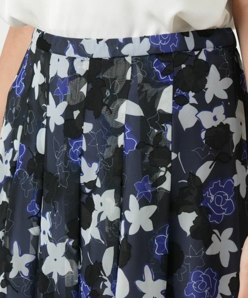 Leilian PLUS HOUSE / レリアンプラスハウス セットアップ | 花柄ブラウススーツ【Leilian WHITE LABEL】 | 詳細18