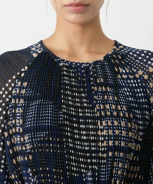 Leilian PLUS HOUSE / レリアンプラスハウス ドレス | ドットプリーツワンピース【ROCHAS Premiere】 | 詳細8