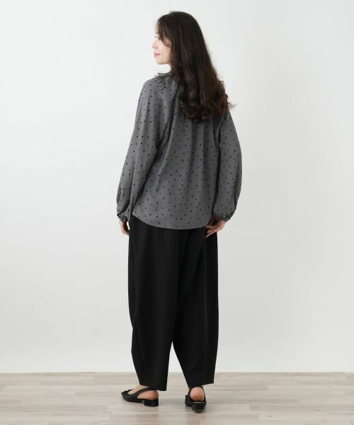 Leilian PLUS HOUSE / レリアンプラスハウス シャツ・ブラウス | 星柄プリントリボンブラウス【NEMIKA】 | 詳細3