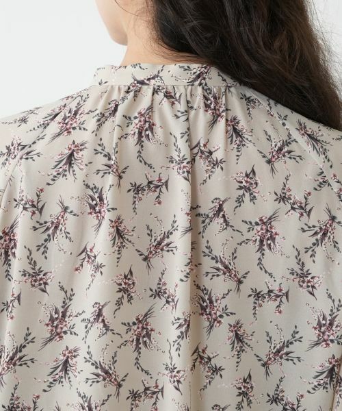 Leilian PLUS HOUSE / レリアンプラスハウス シャツ・ブラウス | フラワー柄ボウタイブラウス【BOURGE】 | 詳細11