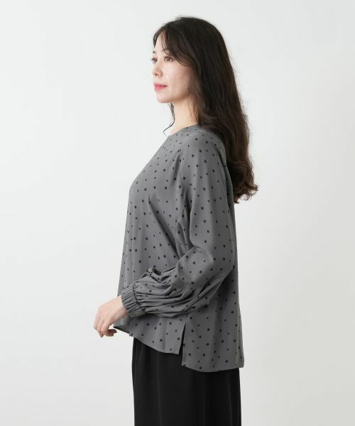 Leilian PLUS HOUSE / レリアンプラスハウス シャツ・ブラウス | 星柄プリントブラウス【NEMIKA】 | 詳細8