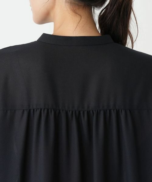 Leilian PLUS HOUSE / レリアンプラスハウス ドレス | キーネックフレアスリーブワンピース【BOURGE】 | 詳細8